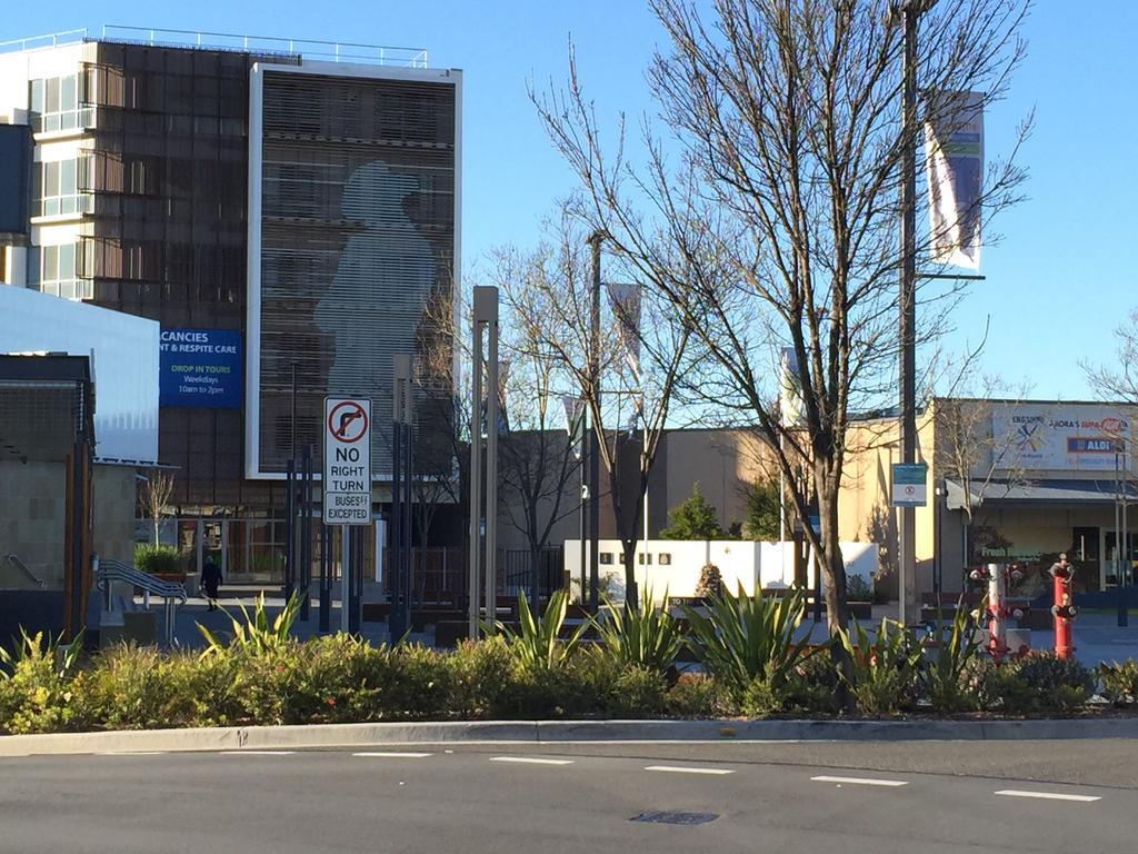 Sydney Executive Garden Apartments Engadine Buitenkant foto